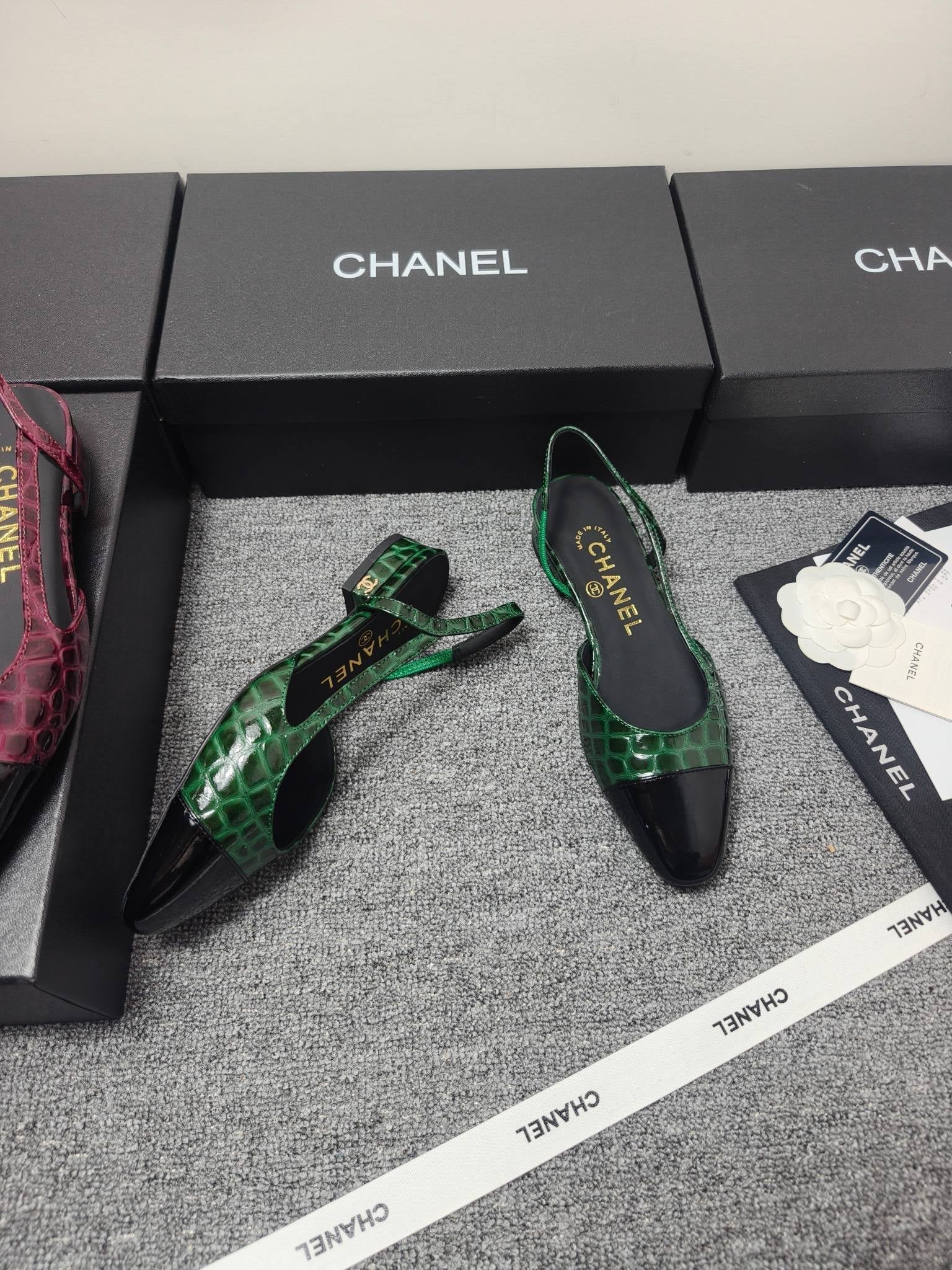 Chanel 2026 Crocodile Embossed Slingback Glossy Calfskin 855982