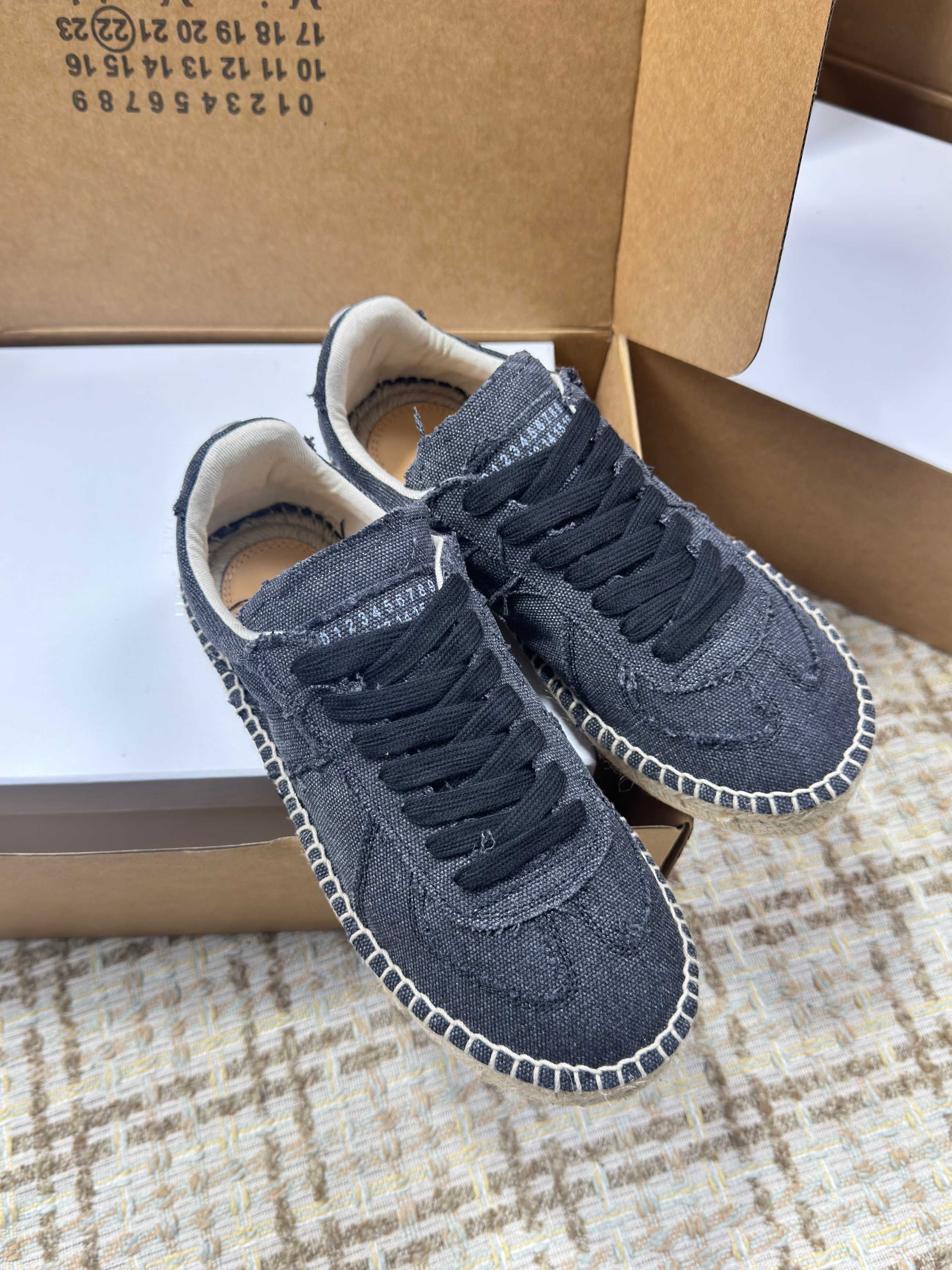 Maison Margiela 2026 Replica Low-top Sneaker Canvas 924884
