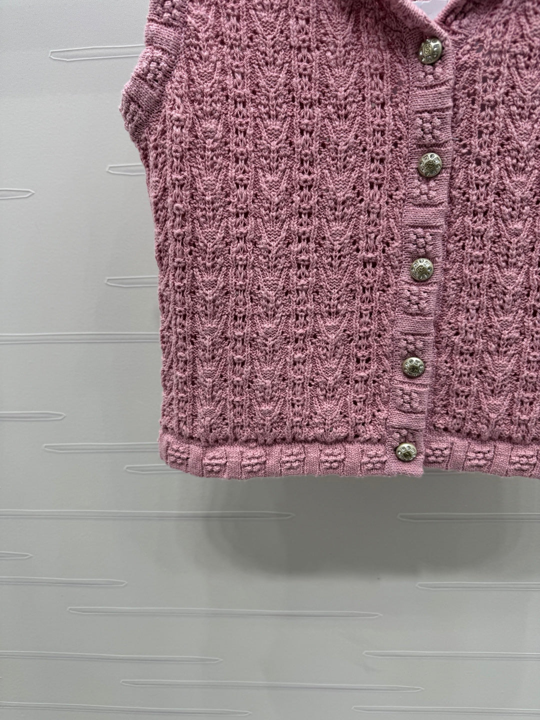 Chanel 2026 Shawl-neck Crochet Knit Sleeveless Vest 366326