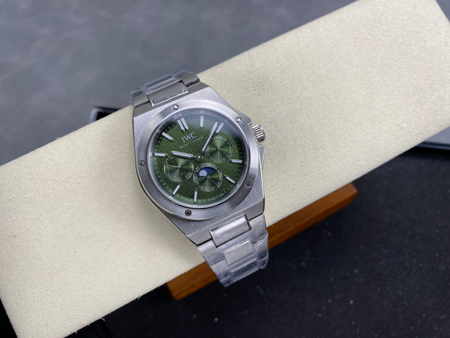 IWC Ingenieur Perpetual Calendar 41 Steel Case