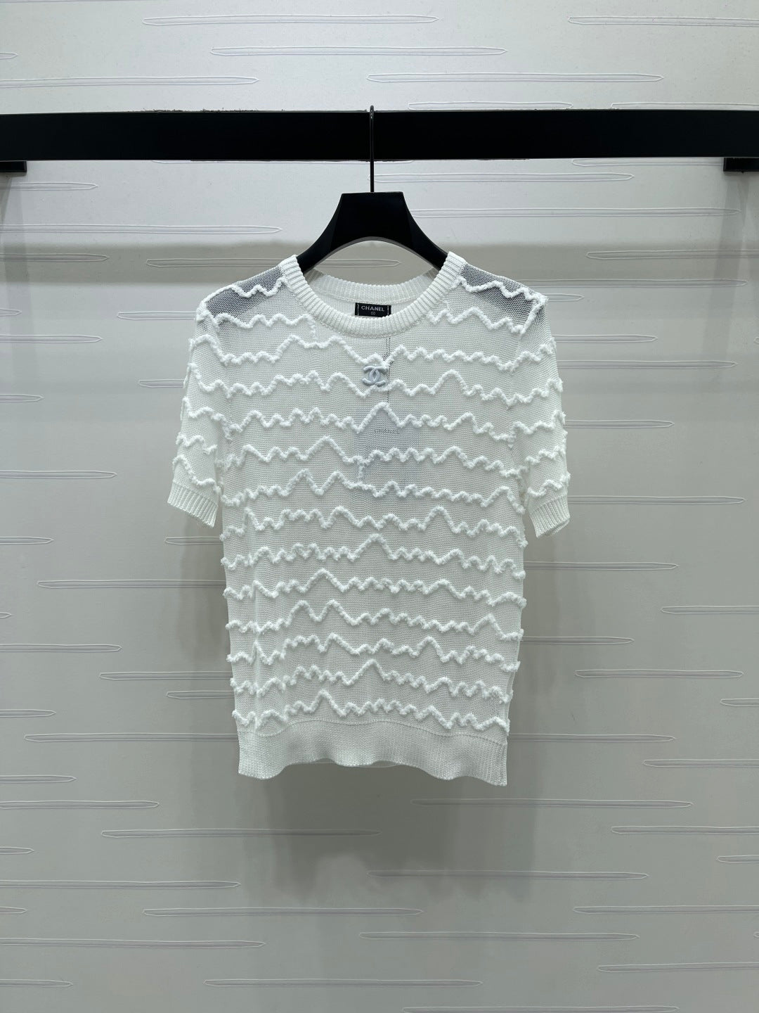 Chanel 2026 Short-sleeved Top Black White Pink Tencel 356435