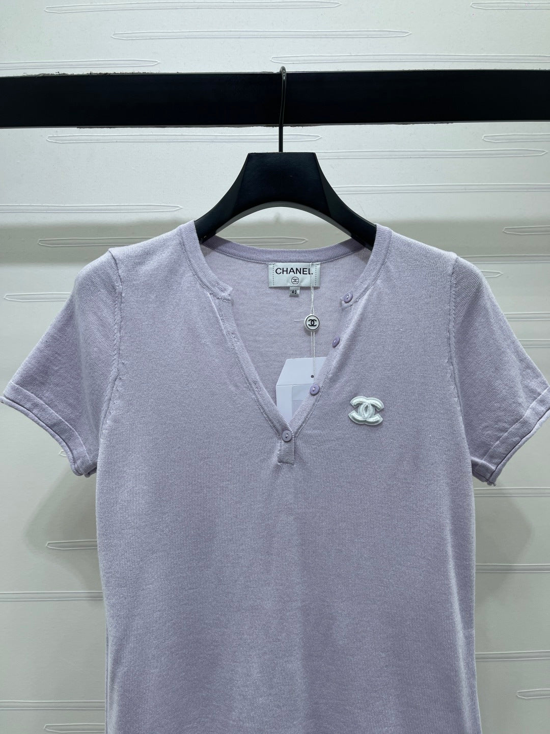 Chanel 2026 V-neck Short-sleeve Shirt Wool Cashmere