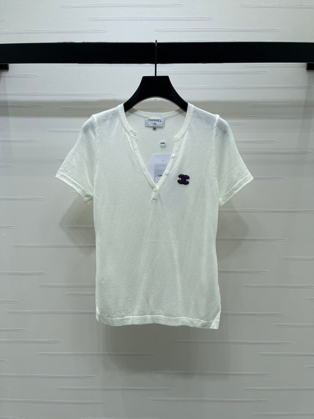 Chanel 2026 V-neck Short-sleeve Shirt Wool Cashmere