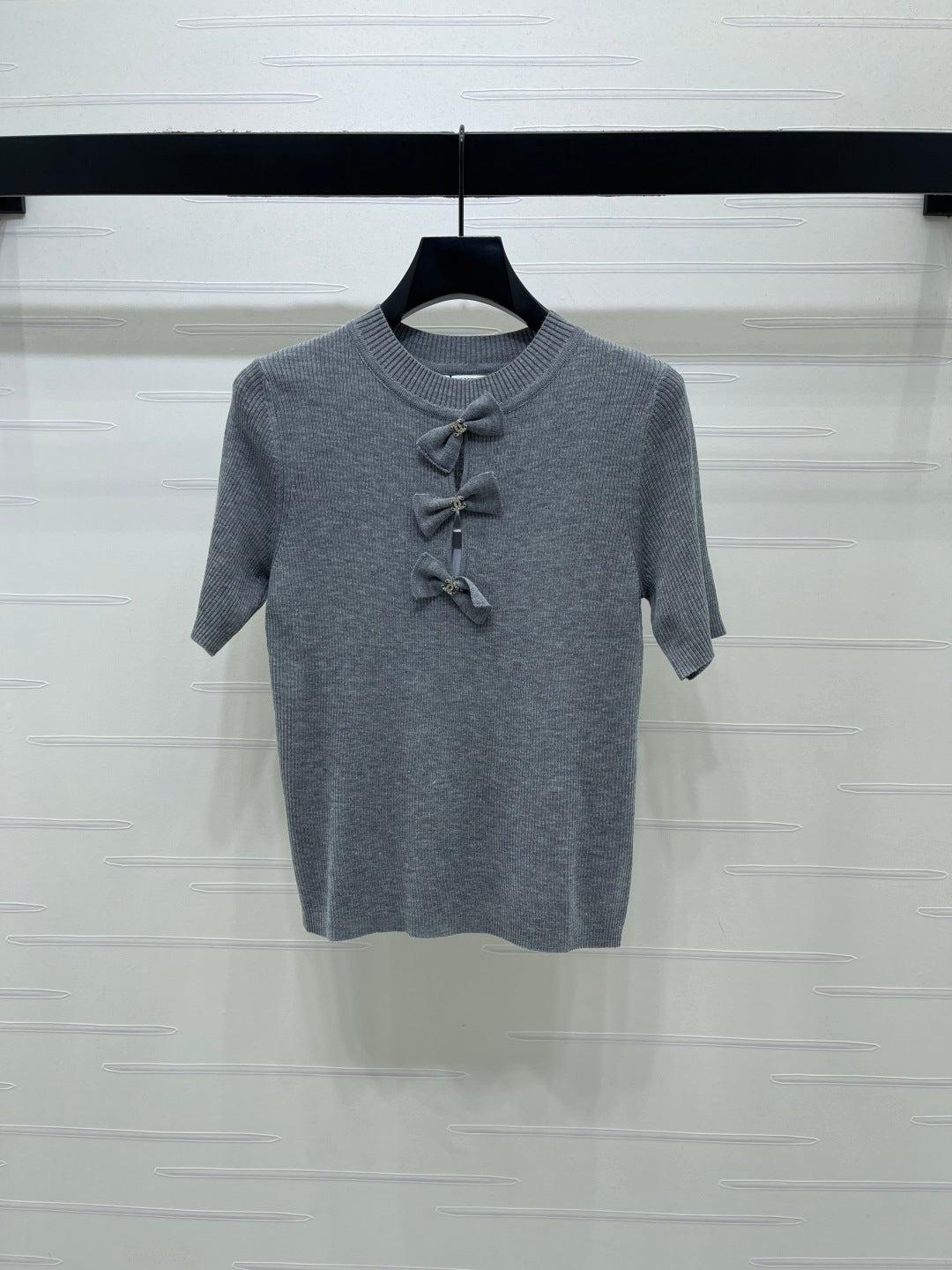 Chanel 2026 3D Bow Knit Short-Sleeve Top Wool 166066