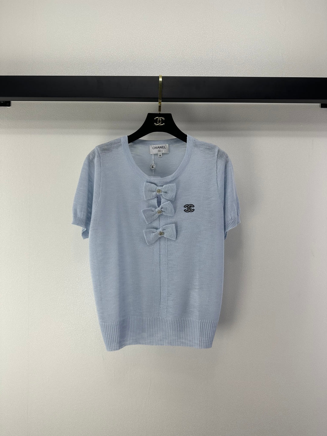 Chanel 2026 Bow Knit Short-sleeved Top Wool 364820