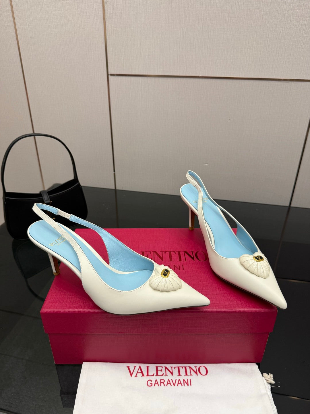VT 26s Heart-Shaped Slingback 80 Blue Sheepskin