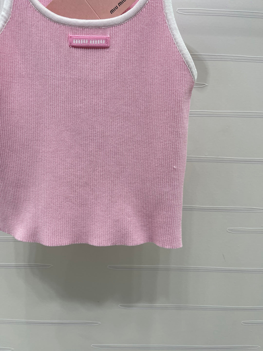 Miumiu 2026 Block U-Neck Knitted Vest Wool 375011