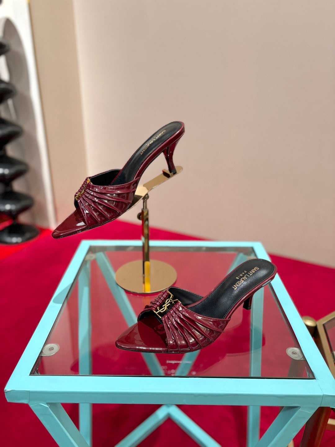 YSL 2026 Sandal Smooth Calfskin 925205
