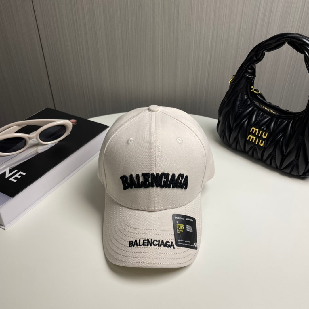 Balenciaga Embroidered Letter Baseball Cap 229244