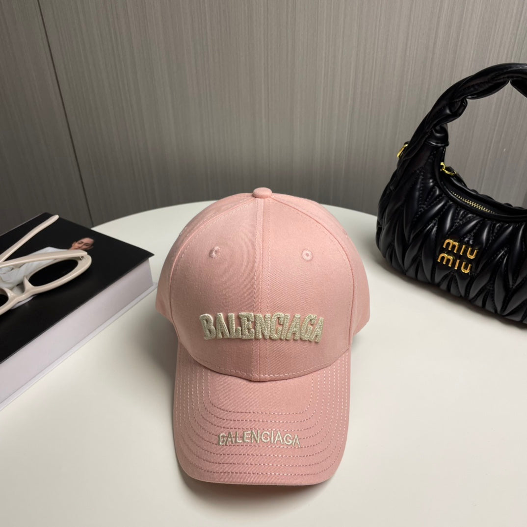 Balenciaga Embroidered Letter Baseball Cap 229244