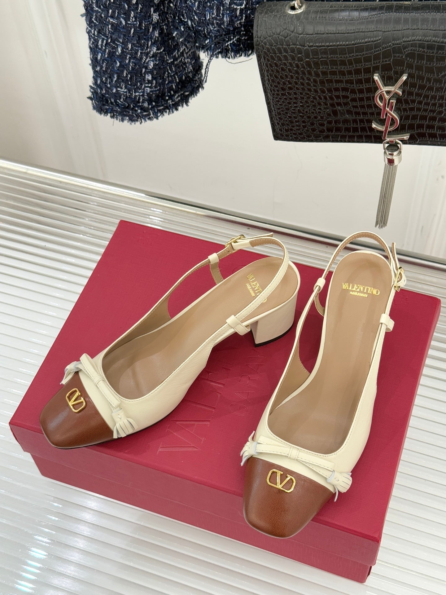 VT 26s Slingback 65 Sheepskin Gold Buckle 702242