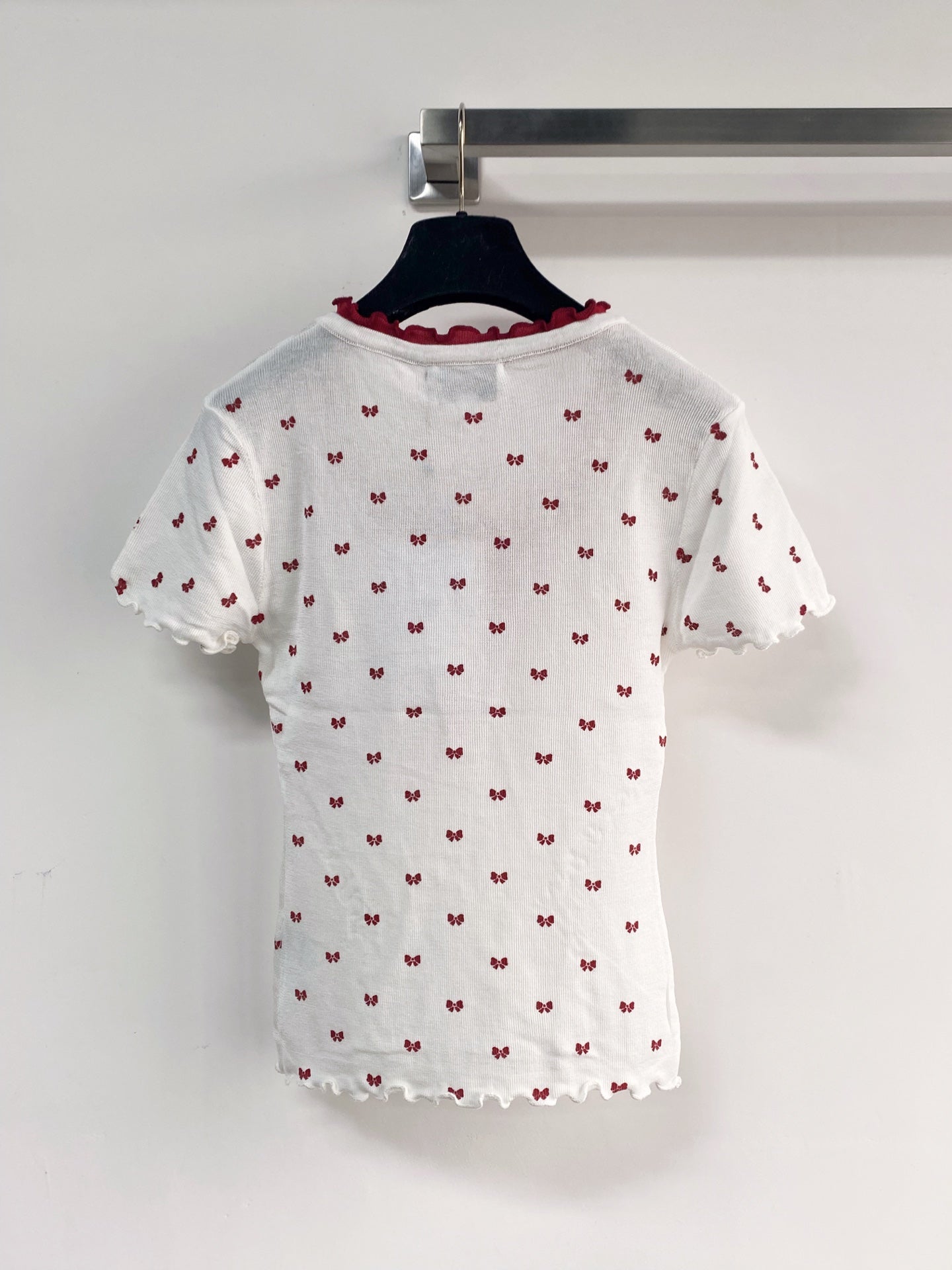 Chanel 2026 V-neckline With Scalloped Trim Shirt White and Red Wool