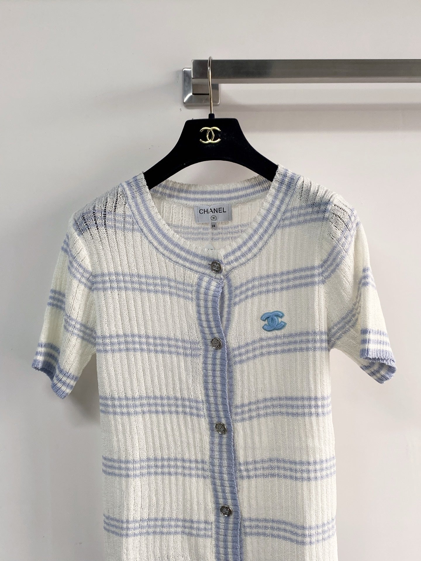 Chanel 2026 Short-sleeved Cardigan Blue White Wool Nylon 149490