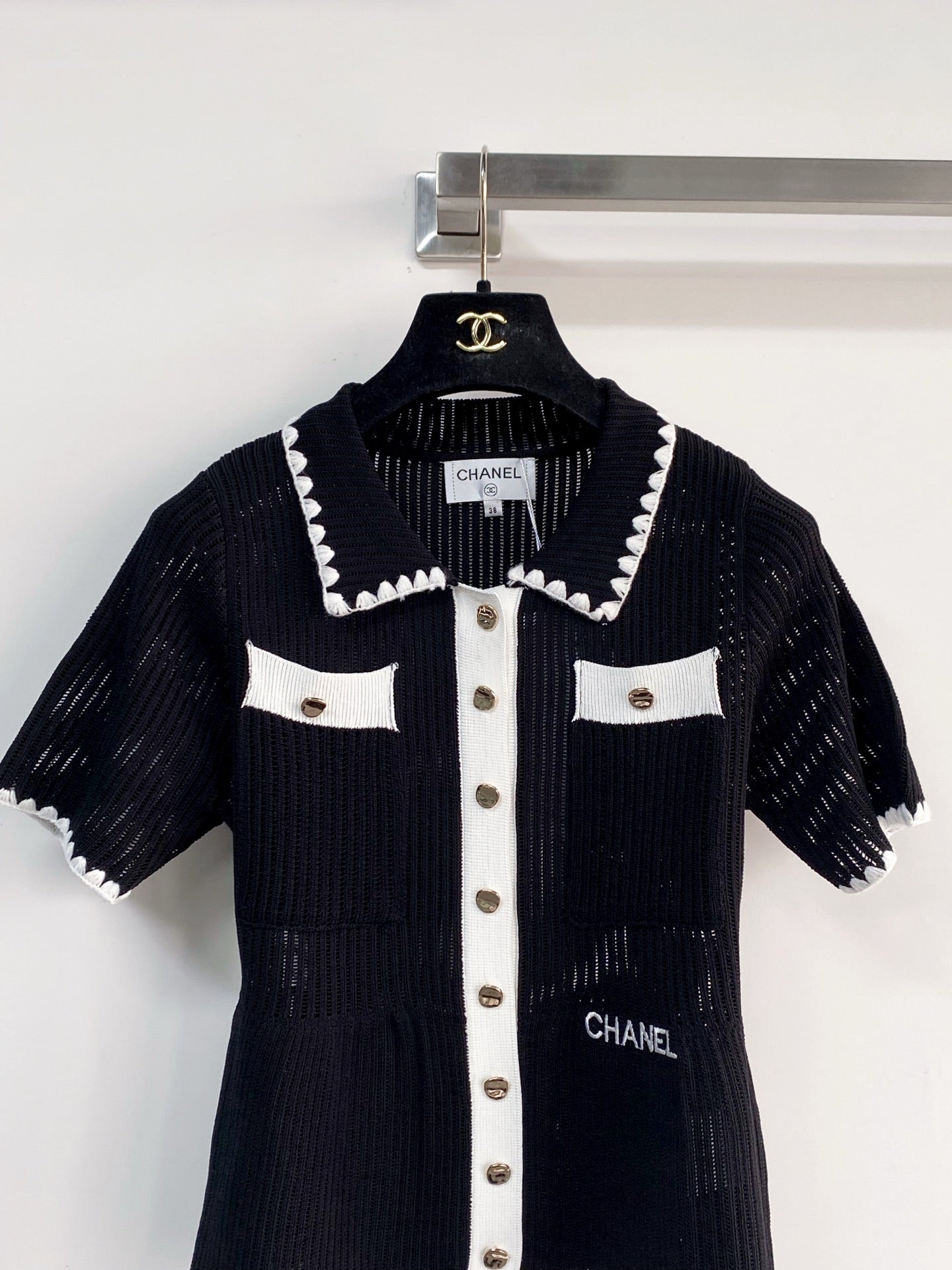 Chanel 2026 Short - sleeved Cardigan Sweater Wool 166812