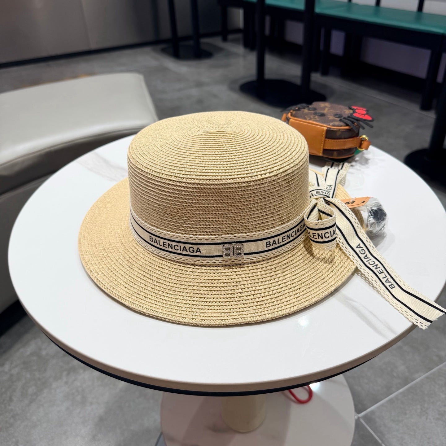 Balenciaga Flat-top Straw Hat 219134
