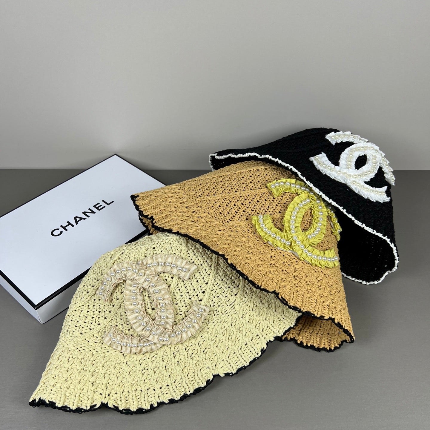 Chanel Knitted Lace Bucket Hat Wool With CC Logo And Pearls 237350