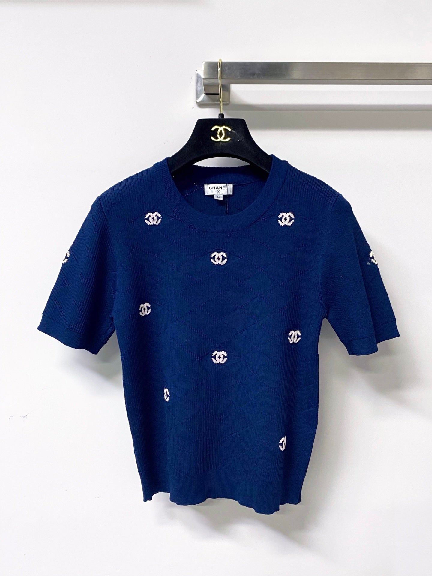 Chanel 2026 Quilted Knit Short-sleeved Shirt Wool Cashmere Tencel 310325