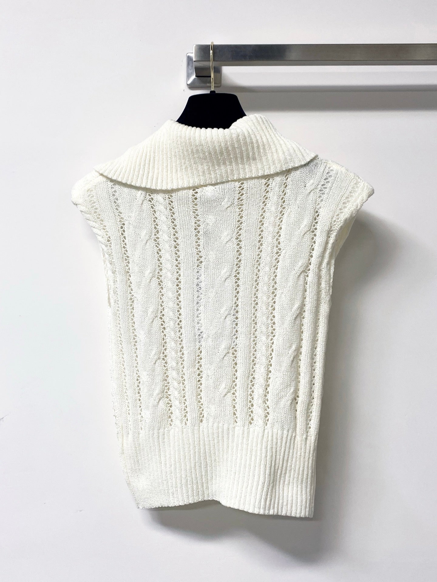 Chanel 2026 Knit Sweater Vest Laine Wool 315615