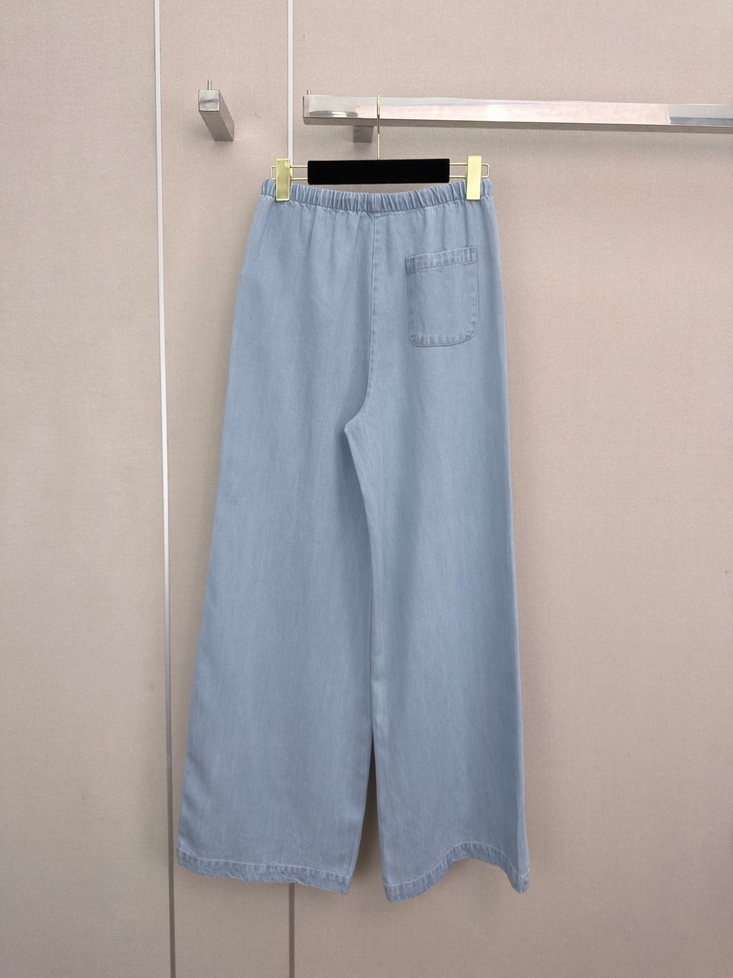 Chanel 2026 Denim Wide-leg Pants With Openwork Floral Cotton 358402