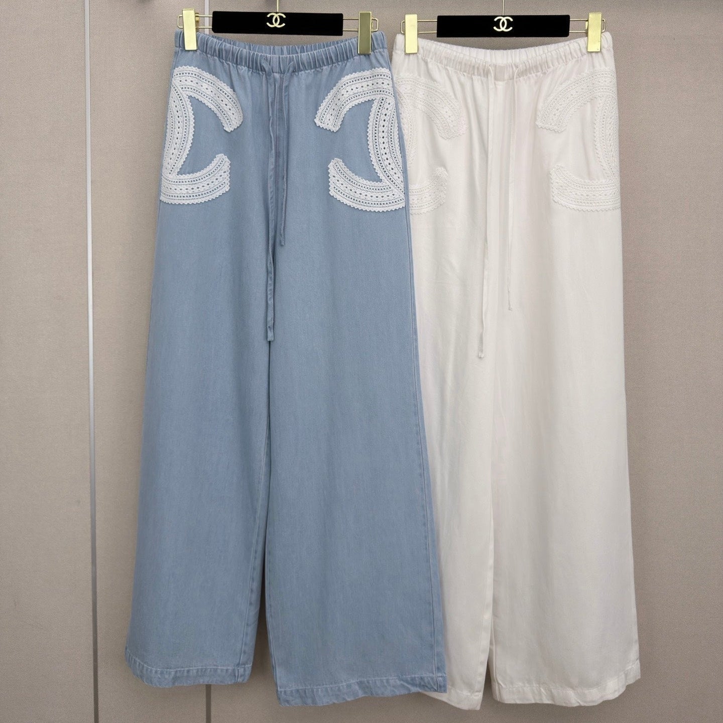 Chanel 2026 Denim Wide-leg Pants With Openwork Floral Cotton 358402