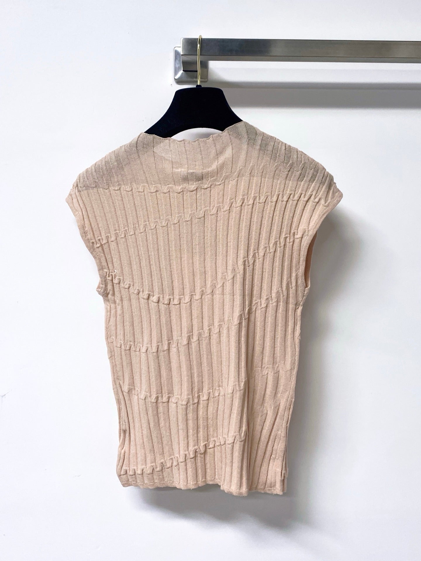 Chanel 2026 Crew Neck Knit Vest Top Tencel 439819