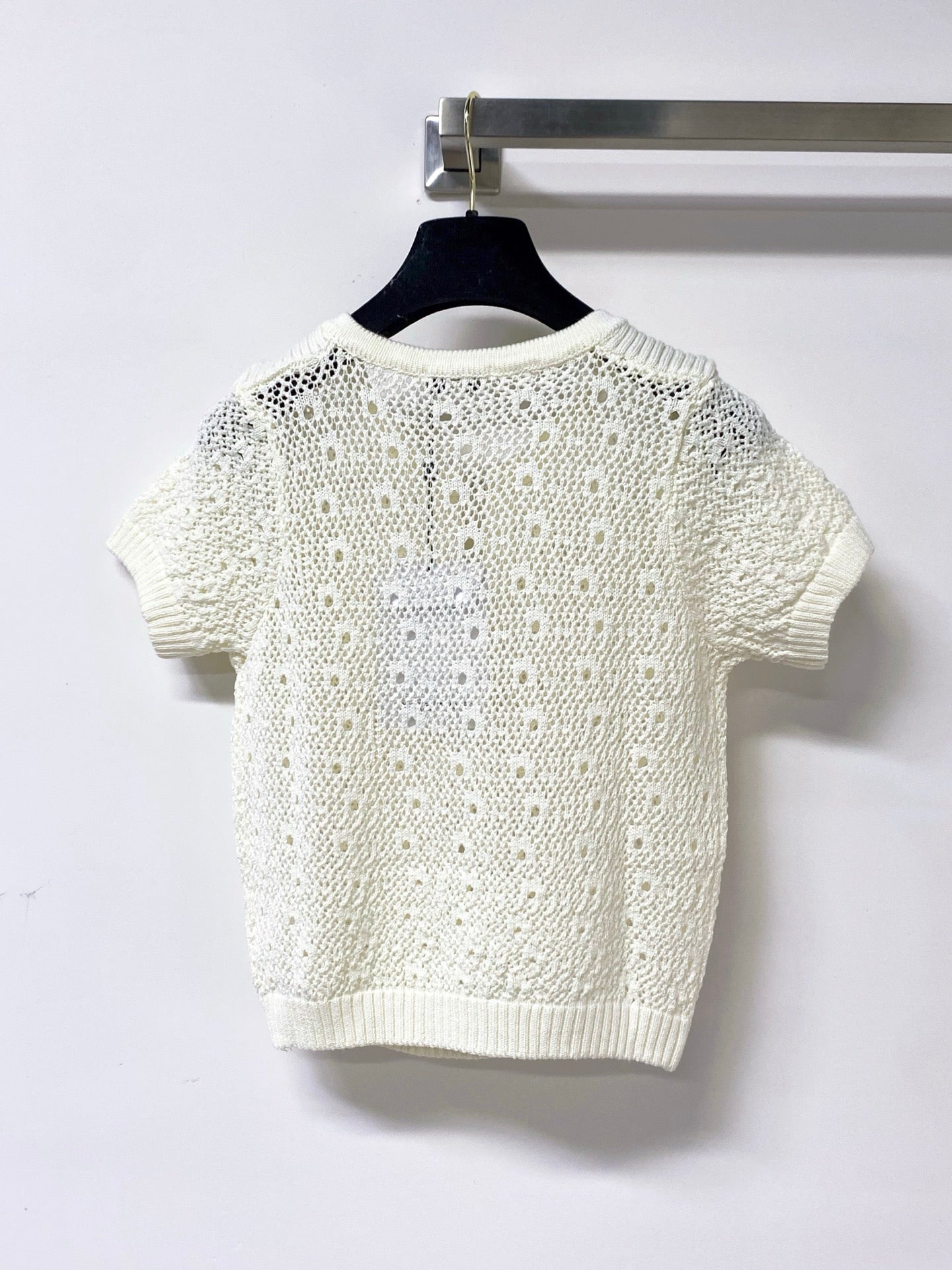 Chanel 2026 Short-Sleeved Shirts Crochet Logo Buttons 449828
