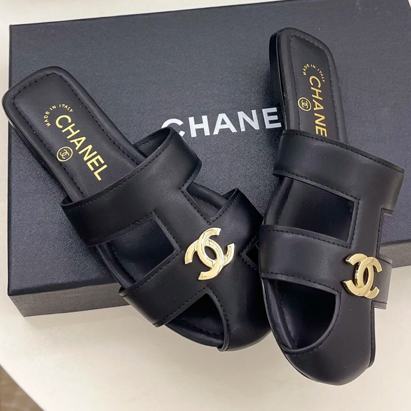 Chanel 2026 Flat Sandals Lambskin Sheepskin 831399