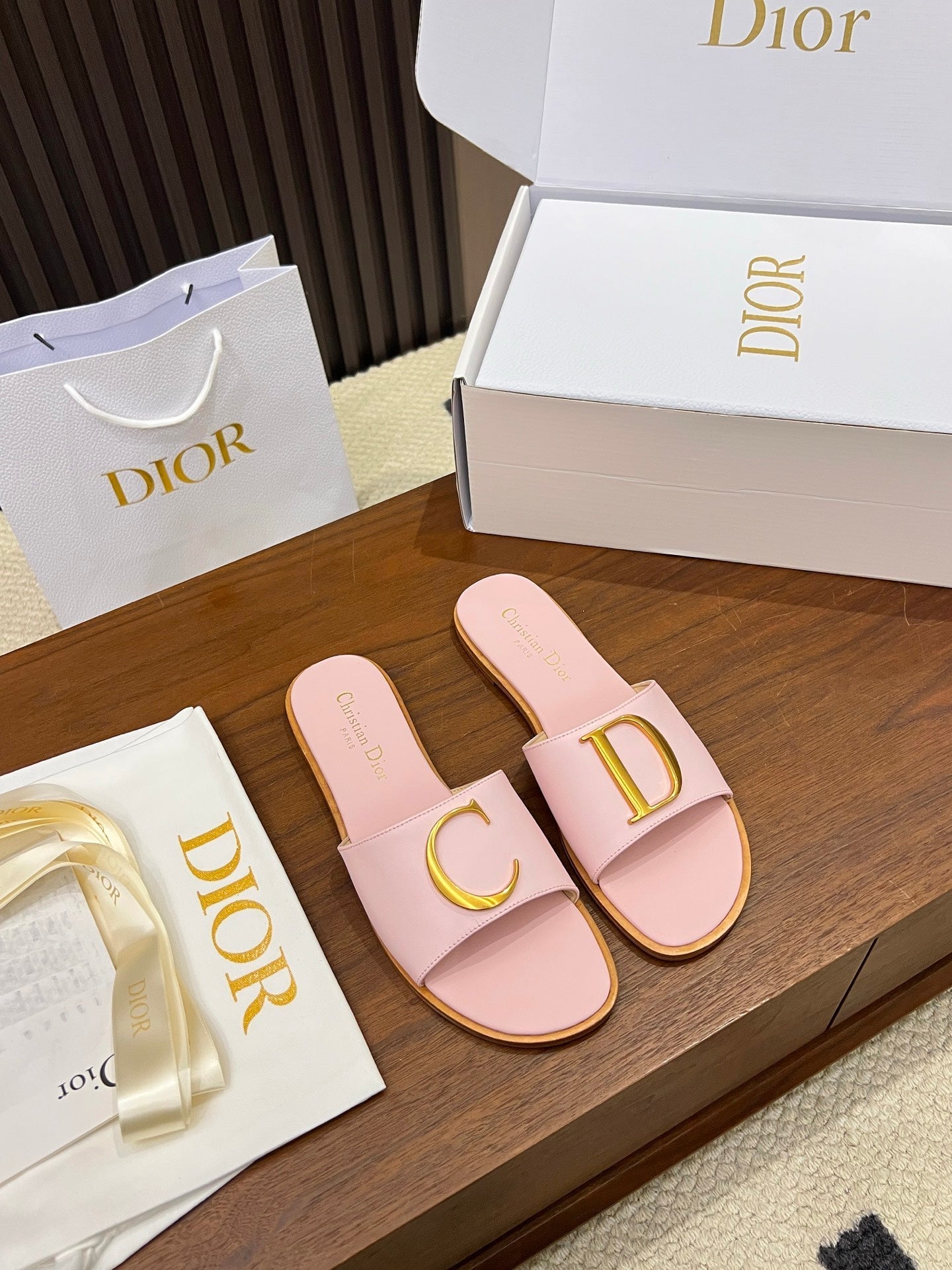 Dior 2026 Slipper Leather 904812