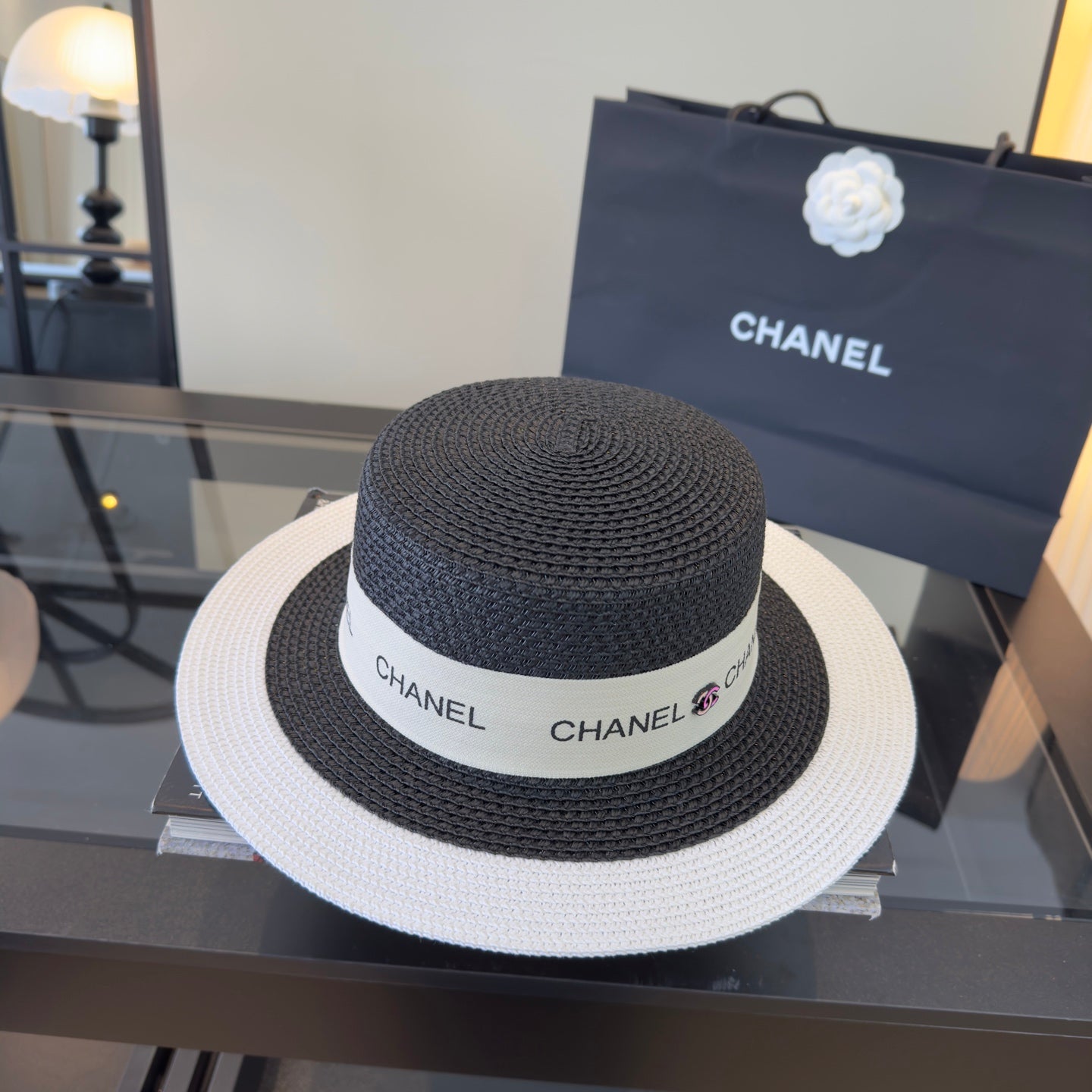 Chanel Straw Hat With Logo Ribbon 299808