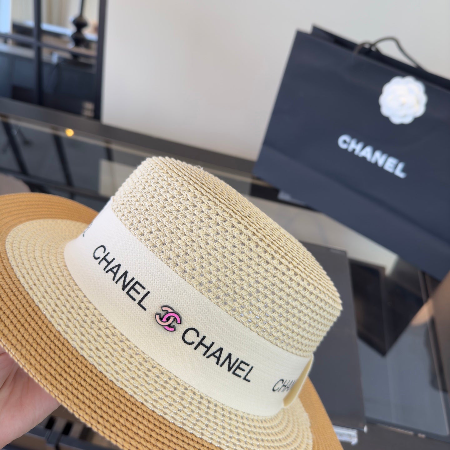 Chanel Straw Hat With Logo Ribbon 299808