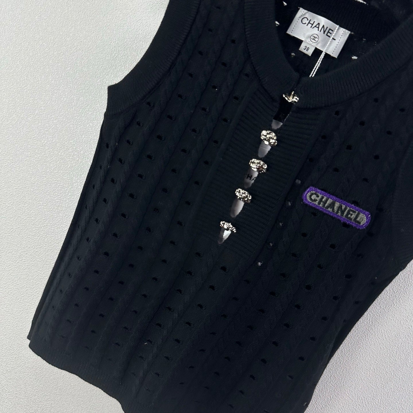 Chanel 2026 Cardigan Vest Wool Cashmere 395563