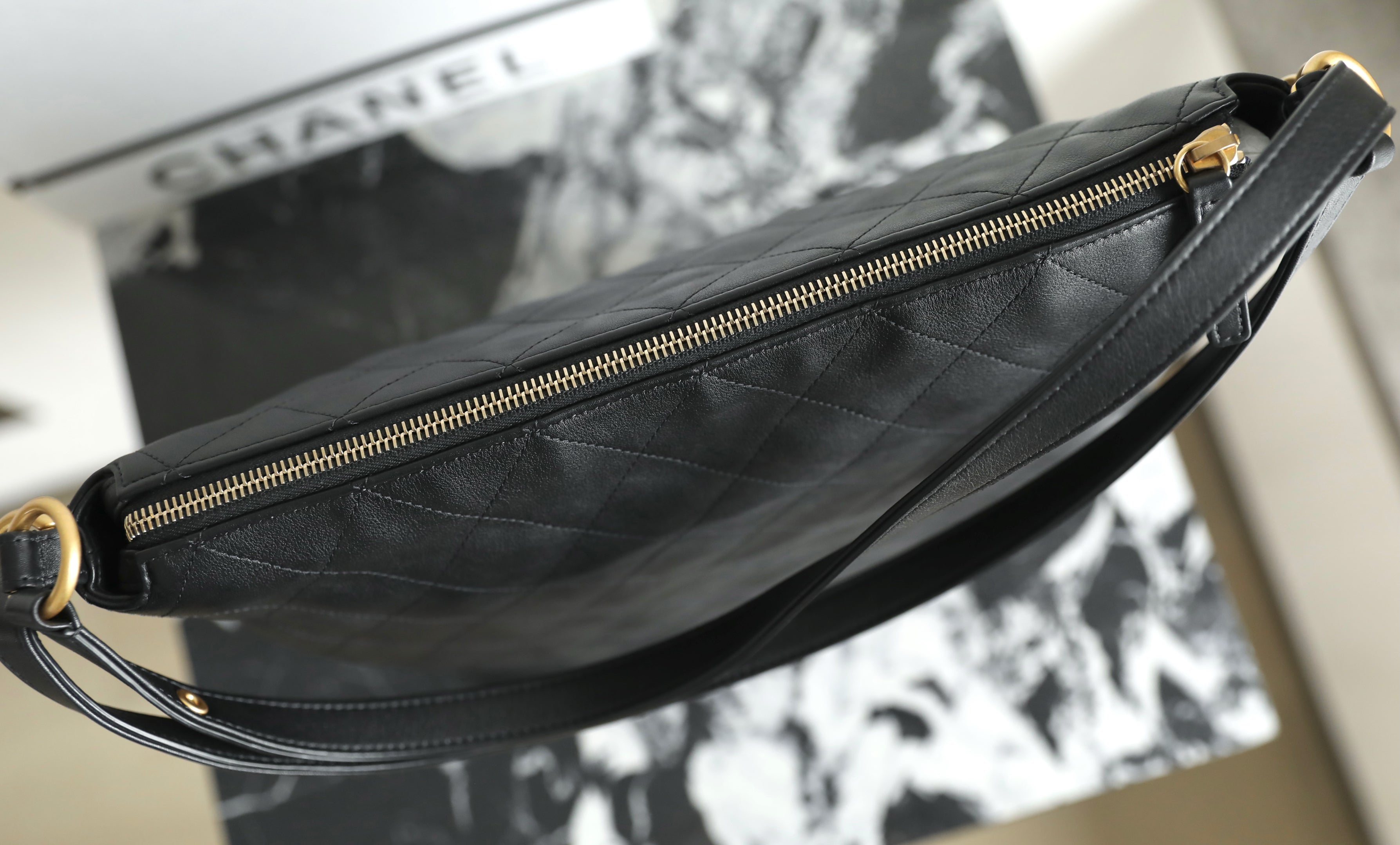 Chanel 𝖧𝗈𝖻𝗈 Backpack 𝖬𝖺𝗑 Large Black Calfskin