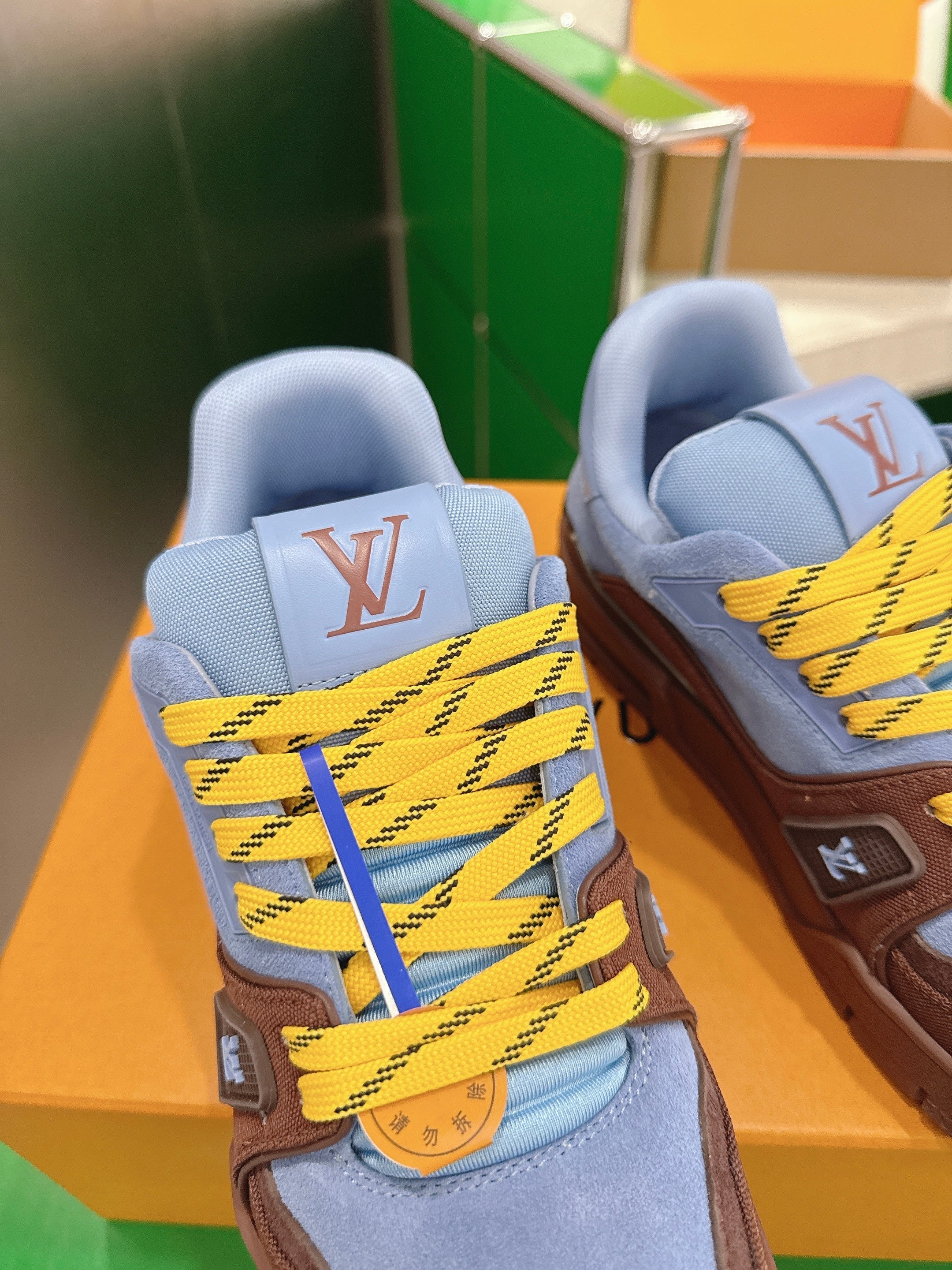 LV 26ss Trainer Sneakers Blue Brown Suede Canvas 632149
