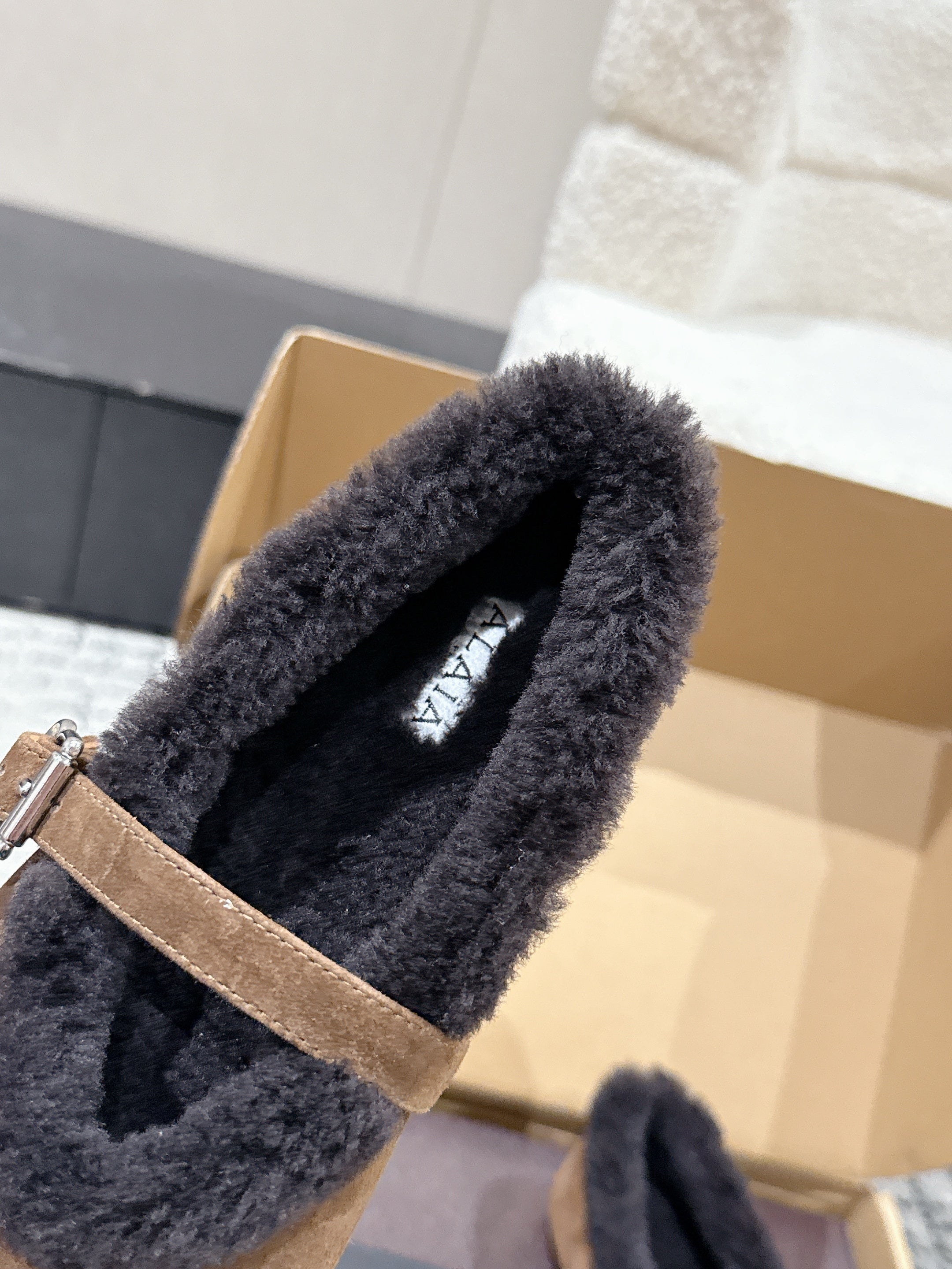 Alaia 2025 Ballet Flat Brown Black Suede Wool 558672