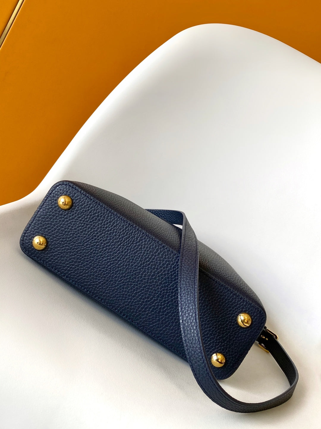 Capucines BB Bag Dark Blue Taurillon leather 251686