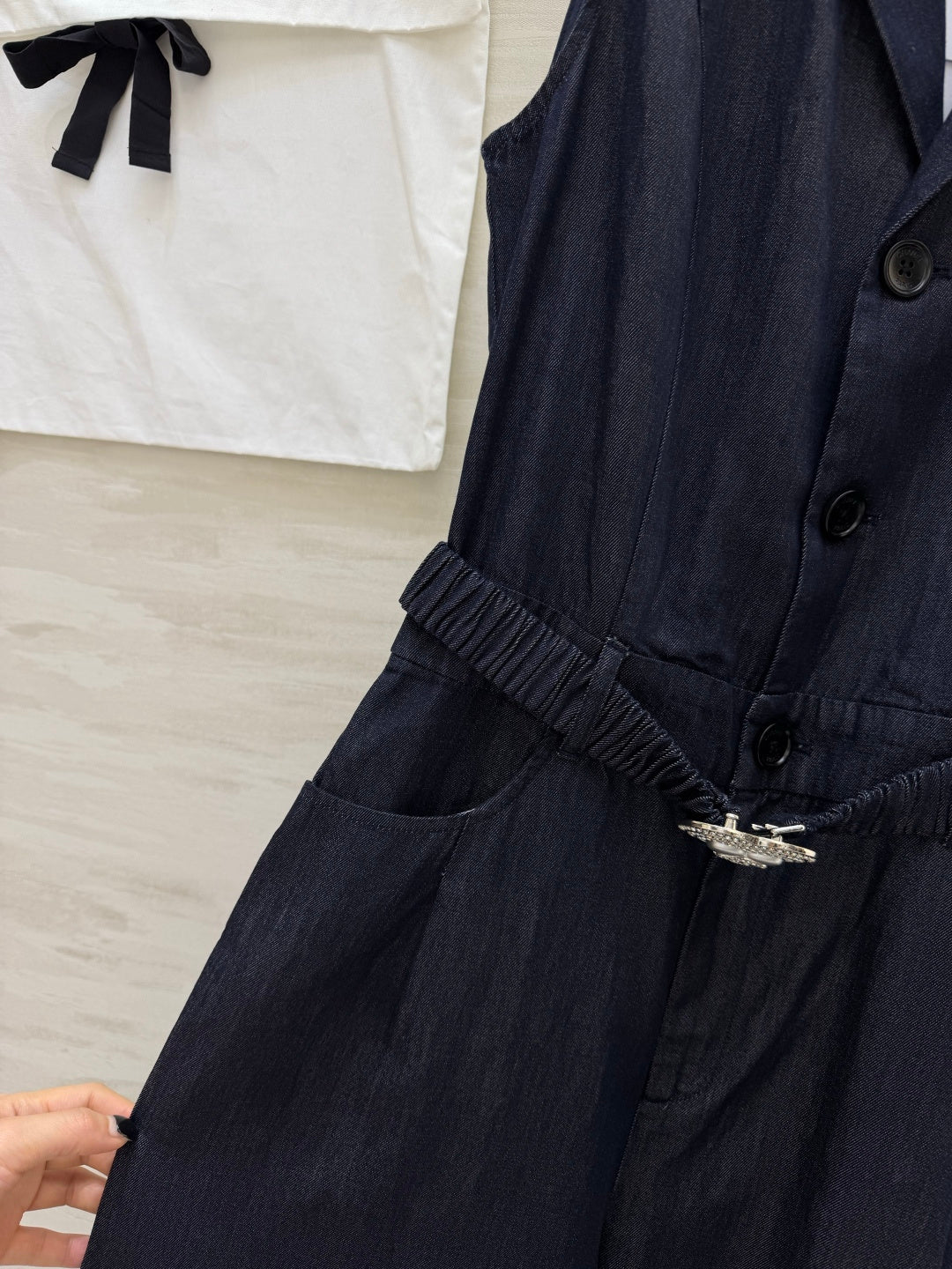Chanel 2026 Clingy Sleeveless Denim Jumpsuit Blue Cotton 377394