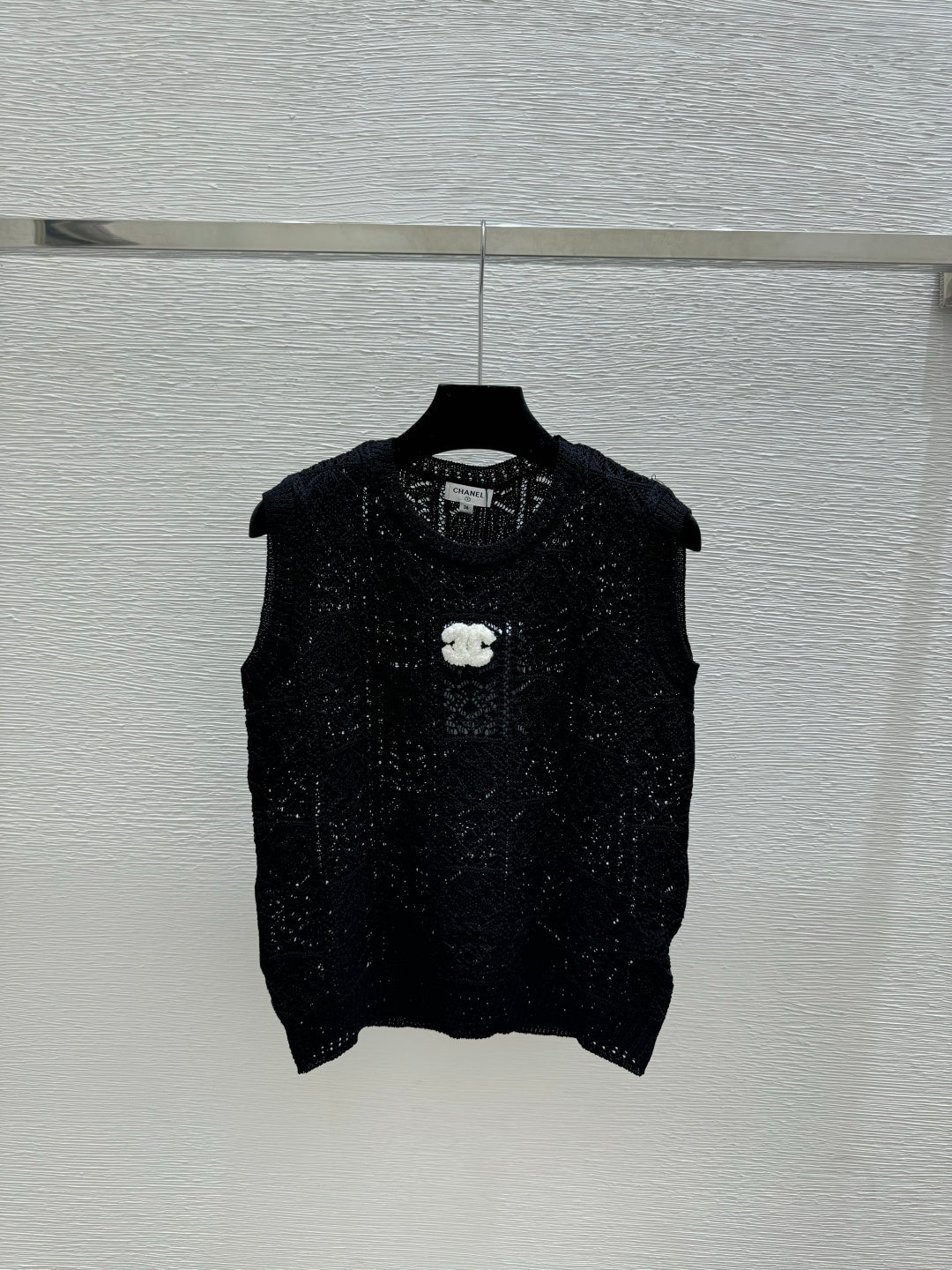 Chanel 2026 Hollow-Out Round Neck Knitted Vest Wool Polyester 170692