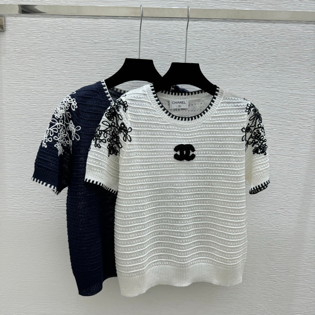Chanel 2026 Short-sleeved Shirt White and Navy Blue Tencel Wool 294572