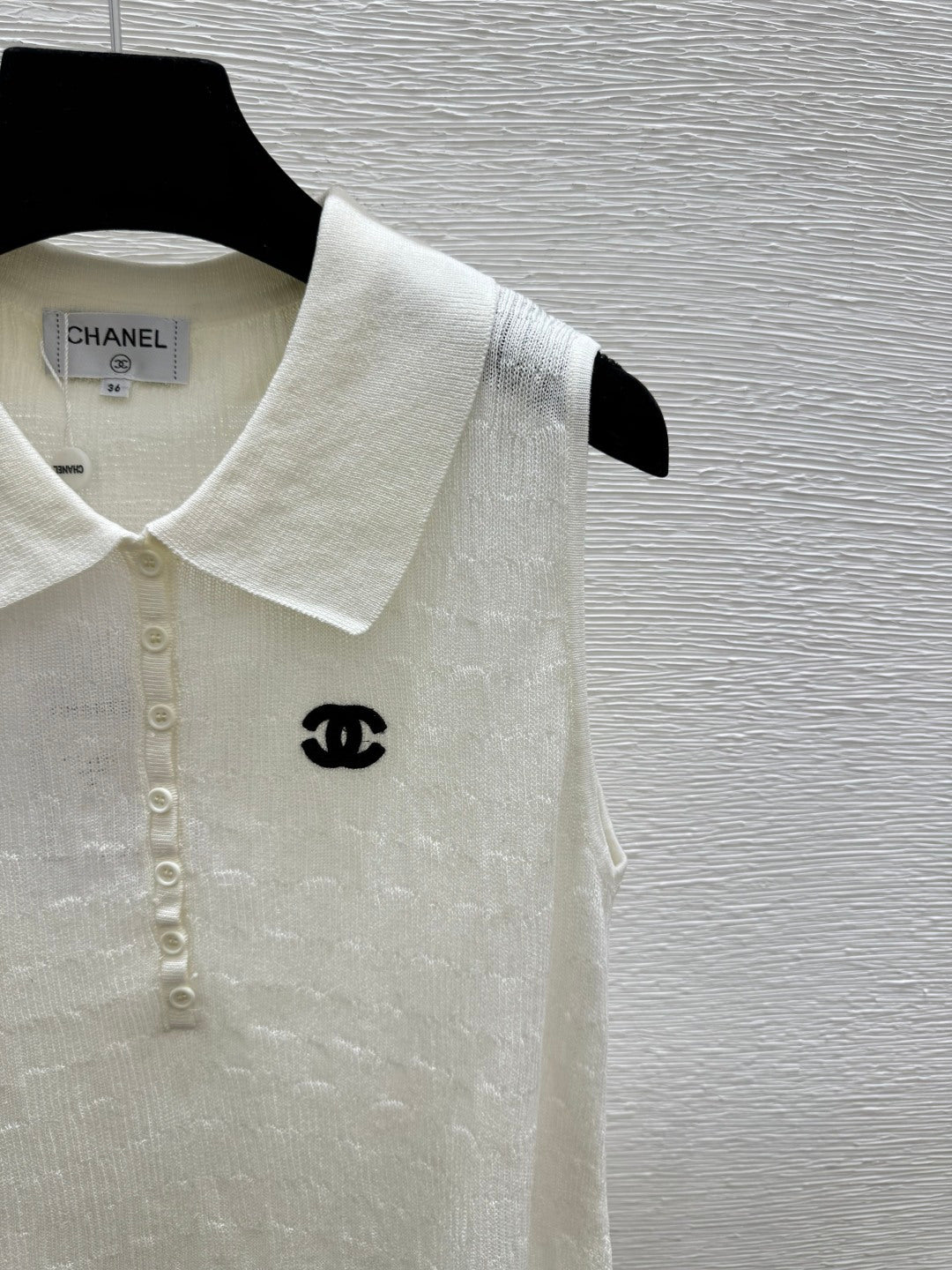 Chanel 2026 Collared Knitted Vest Tencel Wool 294904