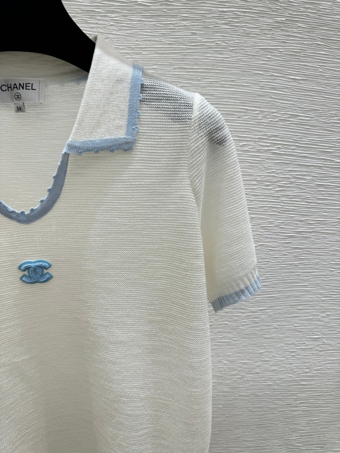 Chanel 2026 Collared Knit Short-sleeved Top Brown White Wool Cashmere 327316