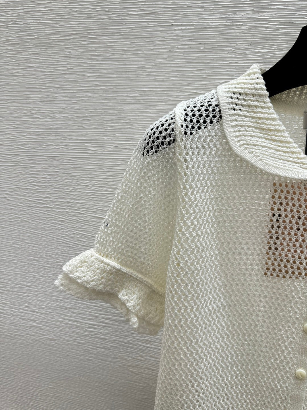 Miumiu 2026 Hollow-Out Collar Knitted Short-Sleeve Cardigan 341442