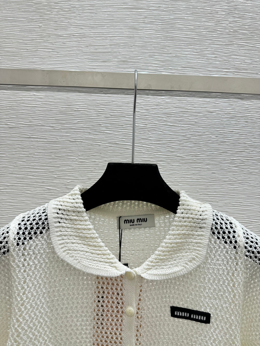 Miumiu 2026 Hollow-Out Collar Knitted Short-Sleeve Cardigan 341442
