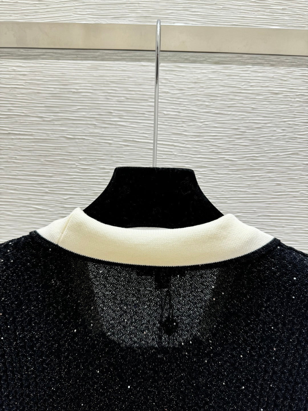 Chanel 2026 Lapel Sequin Knit Short-Sleeve Black Cotton Polyamide 397736