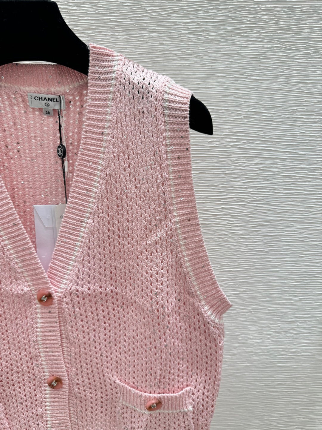 Chanel 2026 V-Neck Knitted Vest Cardigan Cotton 516750