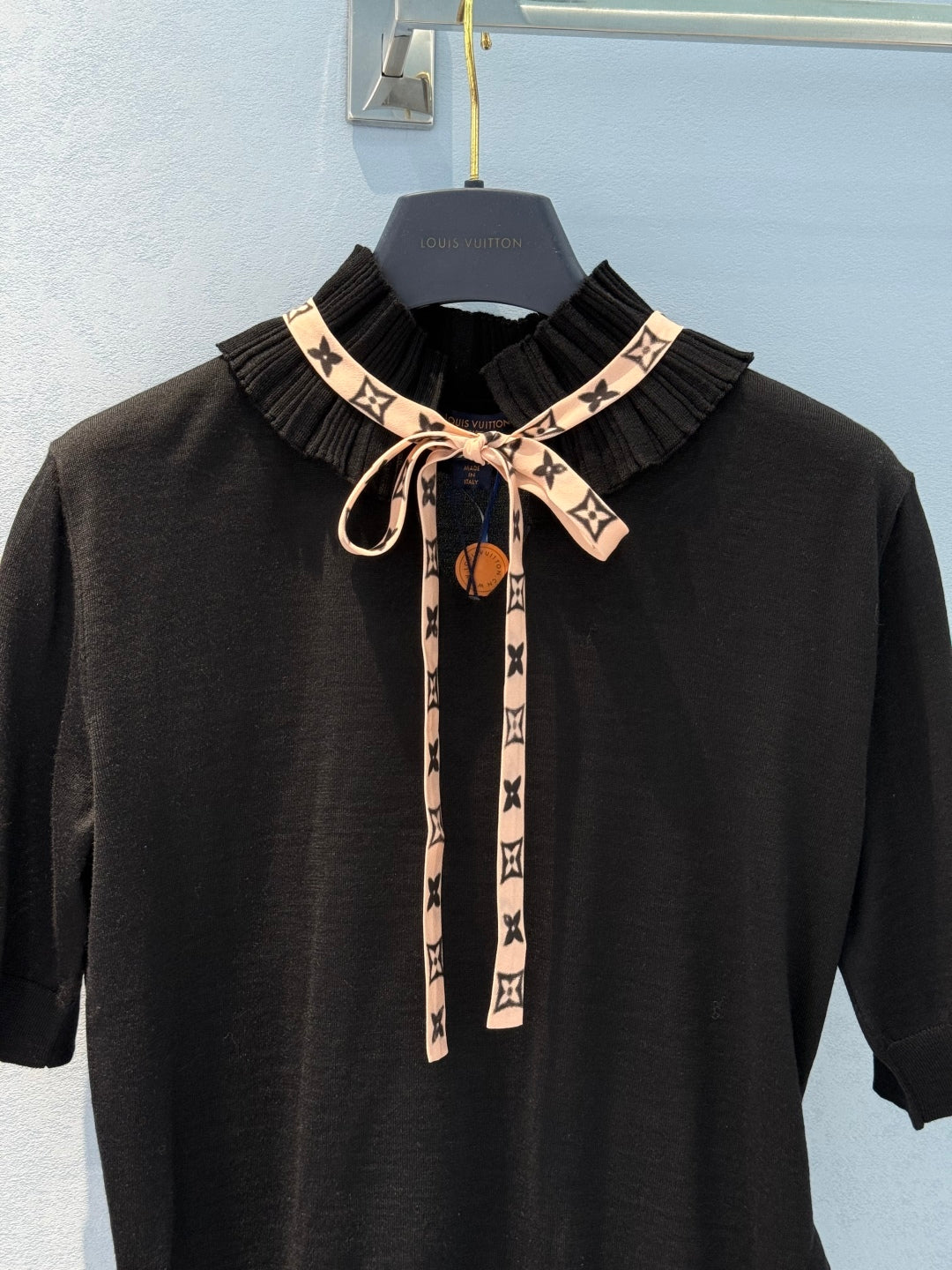 LV 25 Lace Stand-Up Collar Ribbon Short-Sleeved Shirt Black Wool Silk