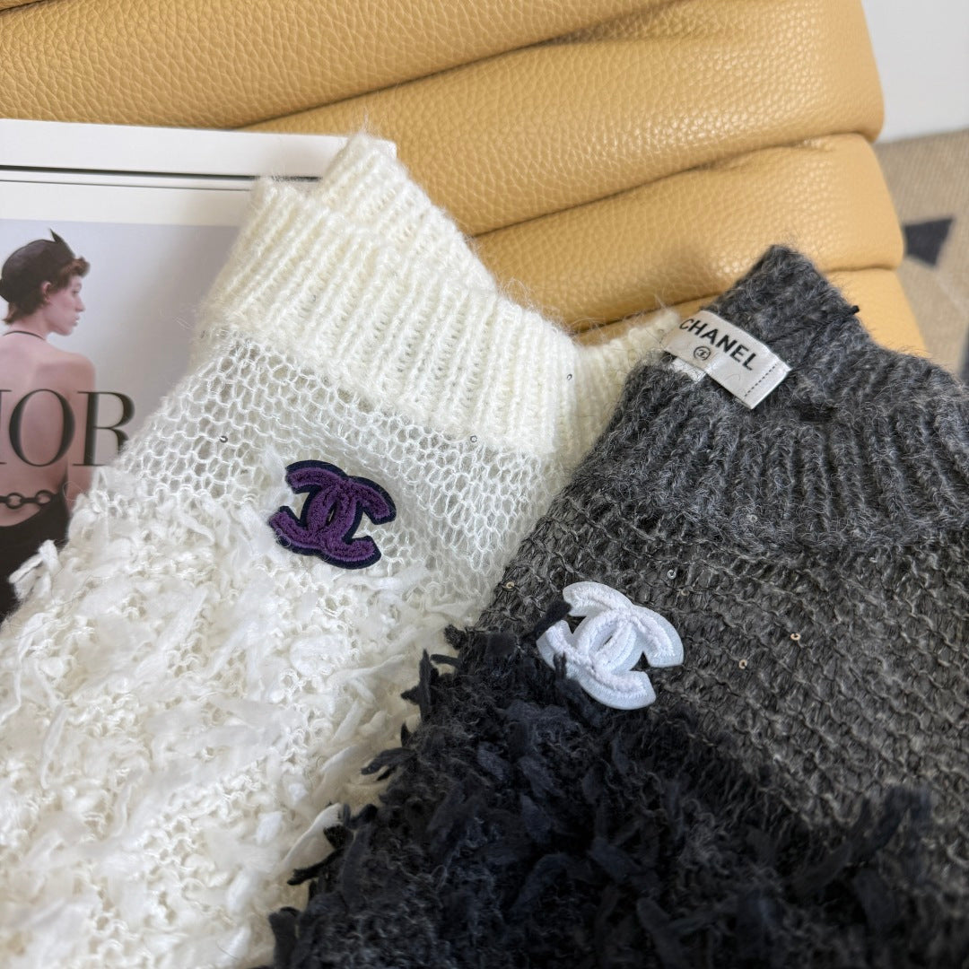 CC 26 Sweater Gray and White Wool Mesh 240318
