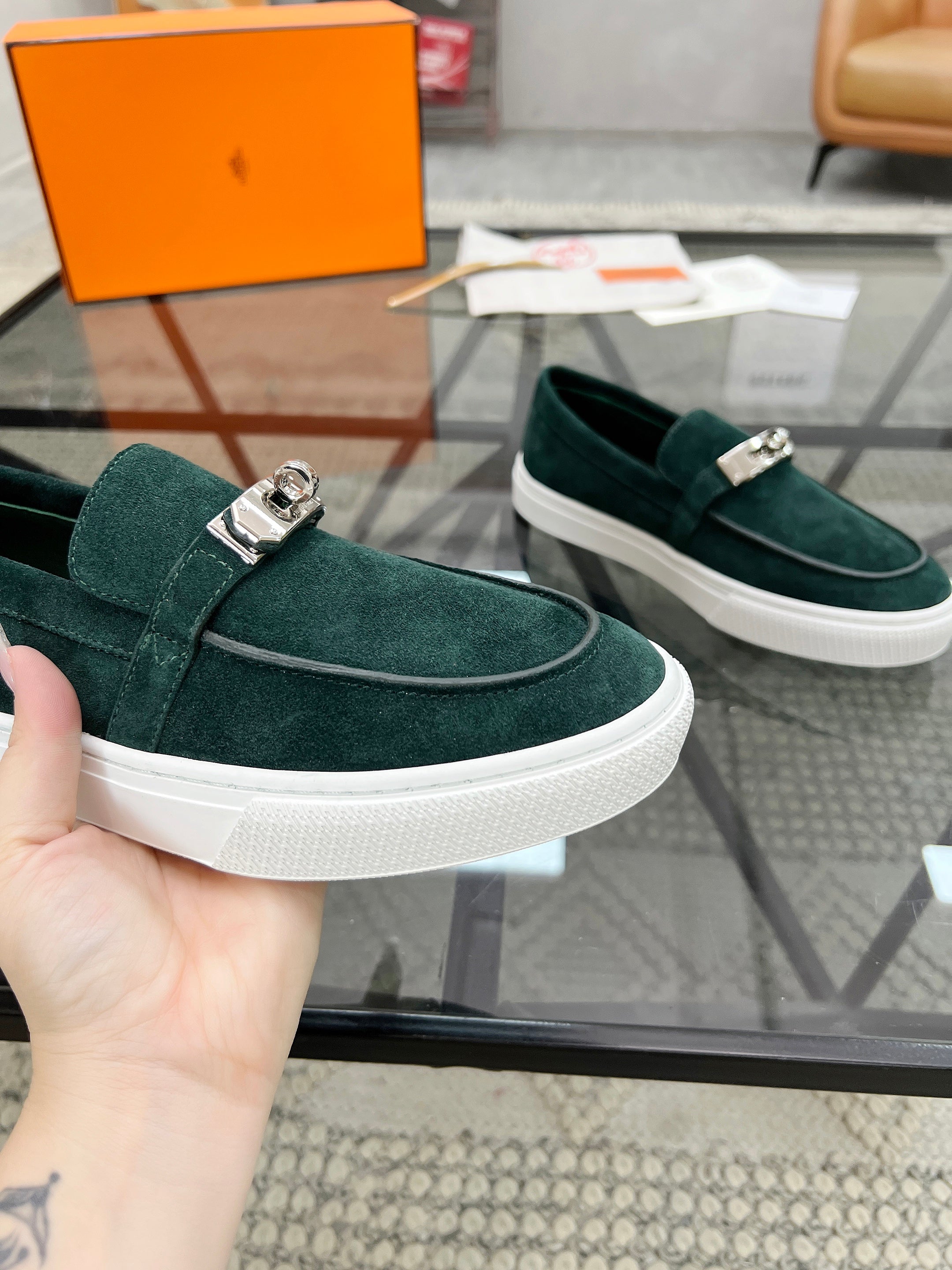 HM Men's Loafers Green Suede 621425
