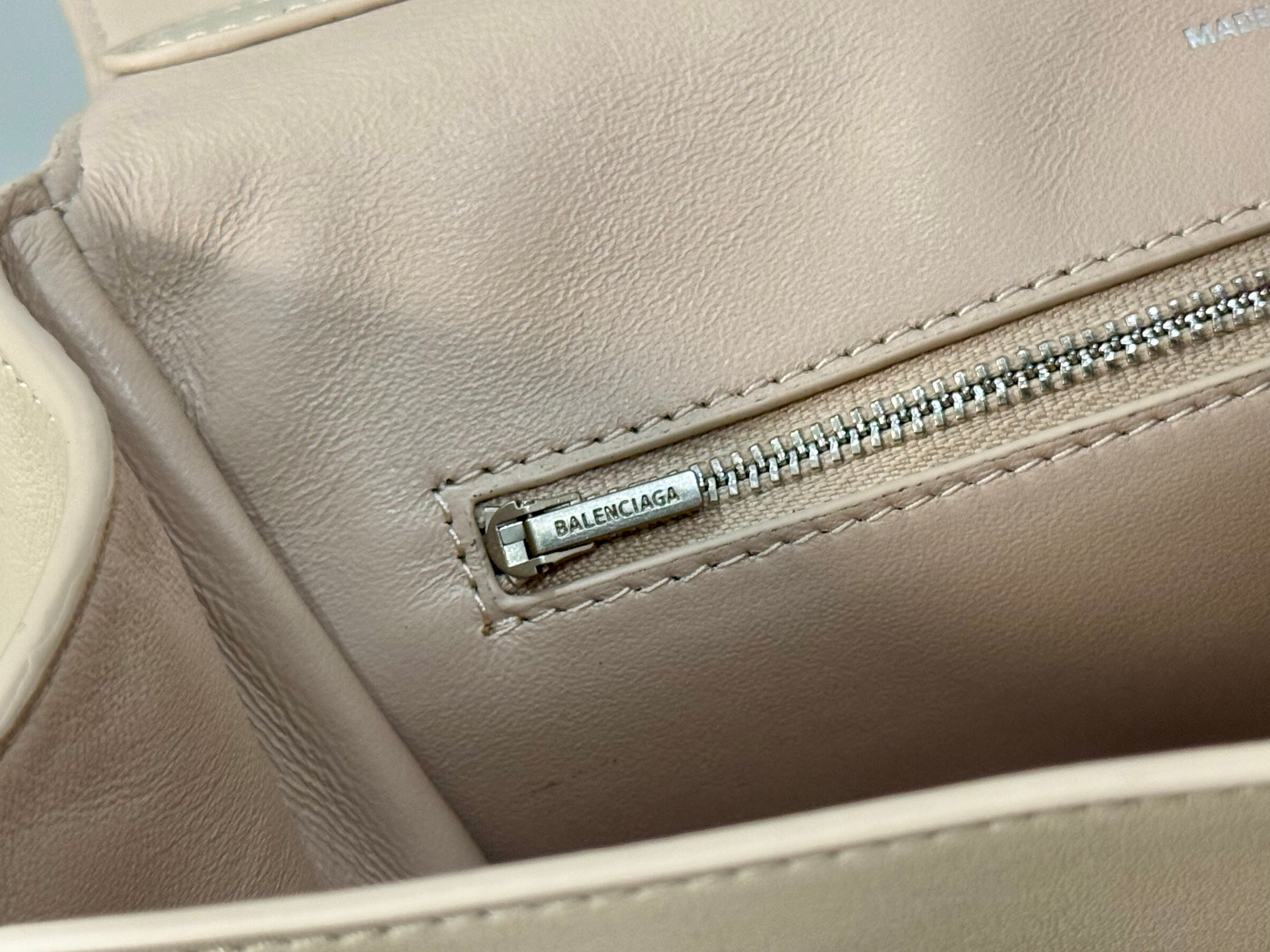 Balenciaga Small Bag 29 Beige Calfskin Sliver Hardware