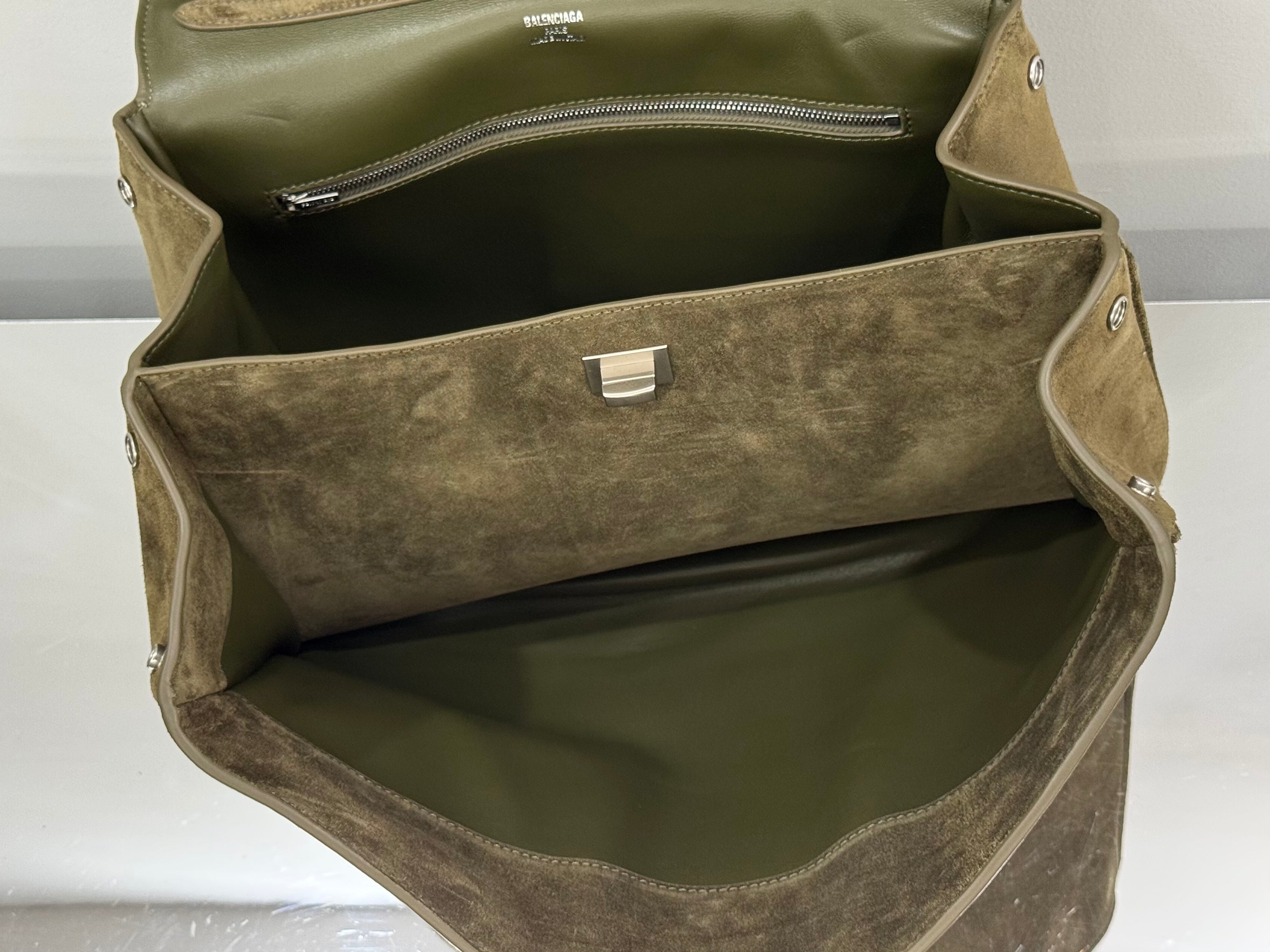 Balenciaga Medium Bag 35 Olive Green Suede Sliver Hardware