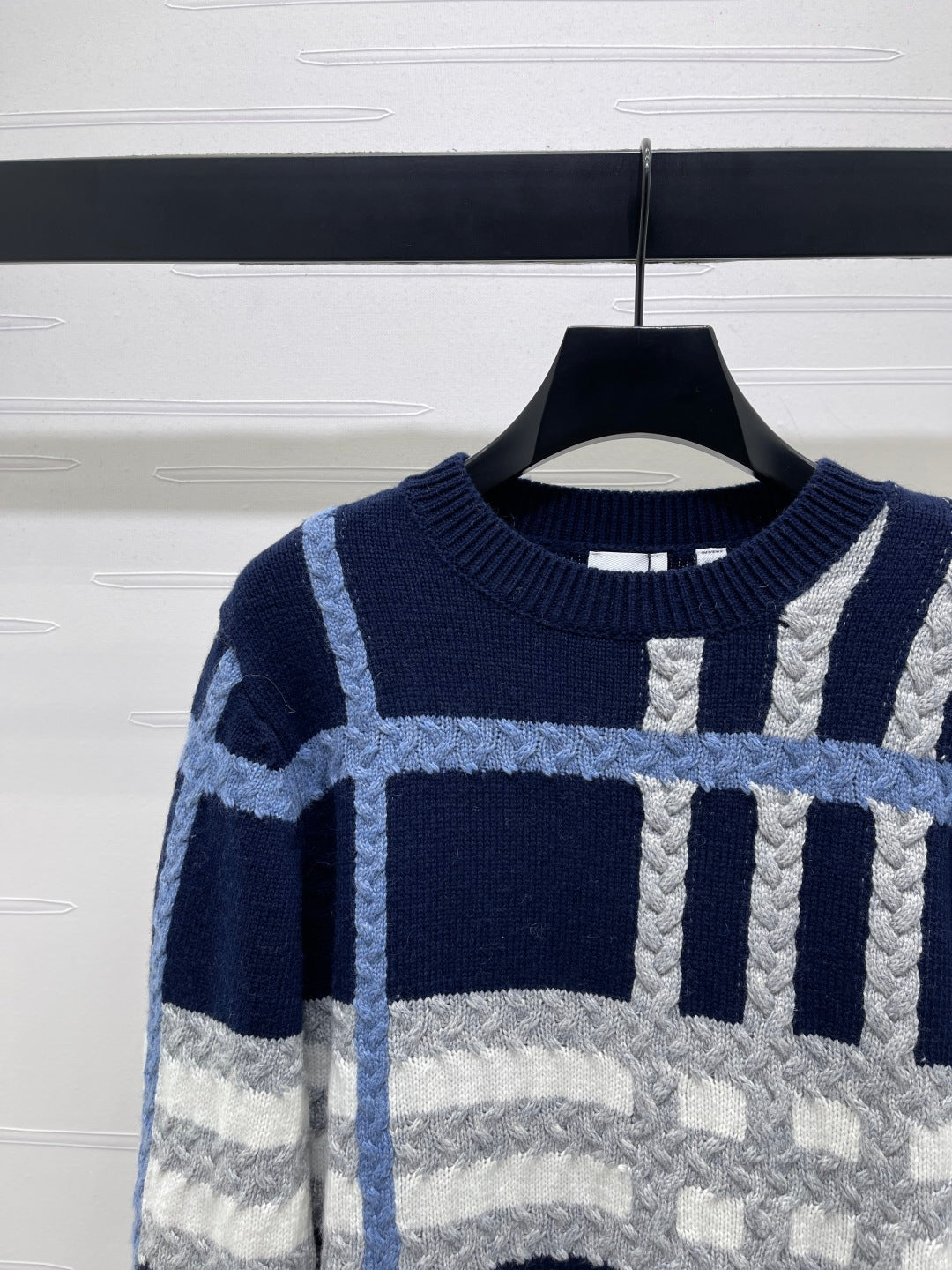 Burberry 25 Crew Neck Long-Sleeve Sweater Navy Blue Wool Cashmere
